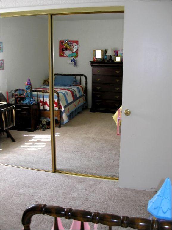 Bedroom 207